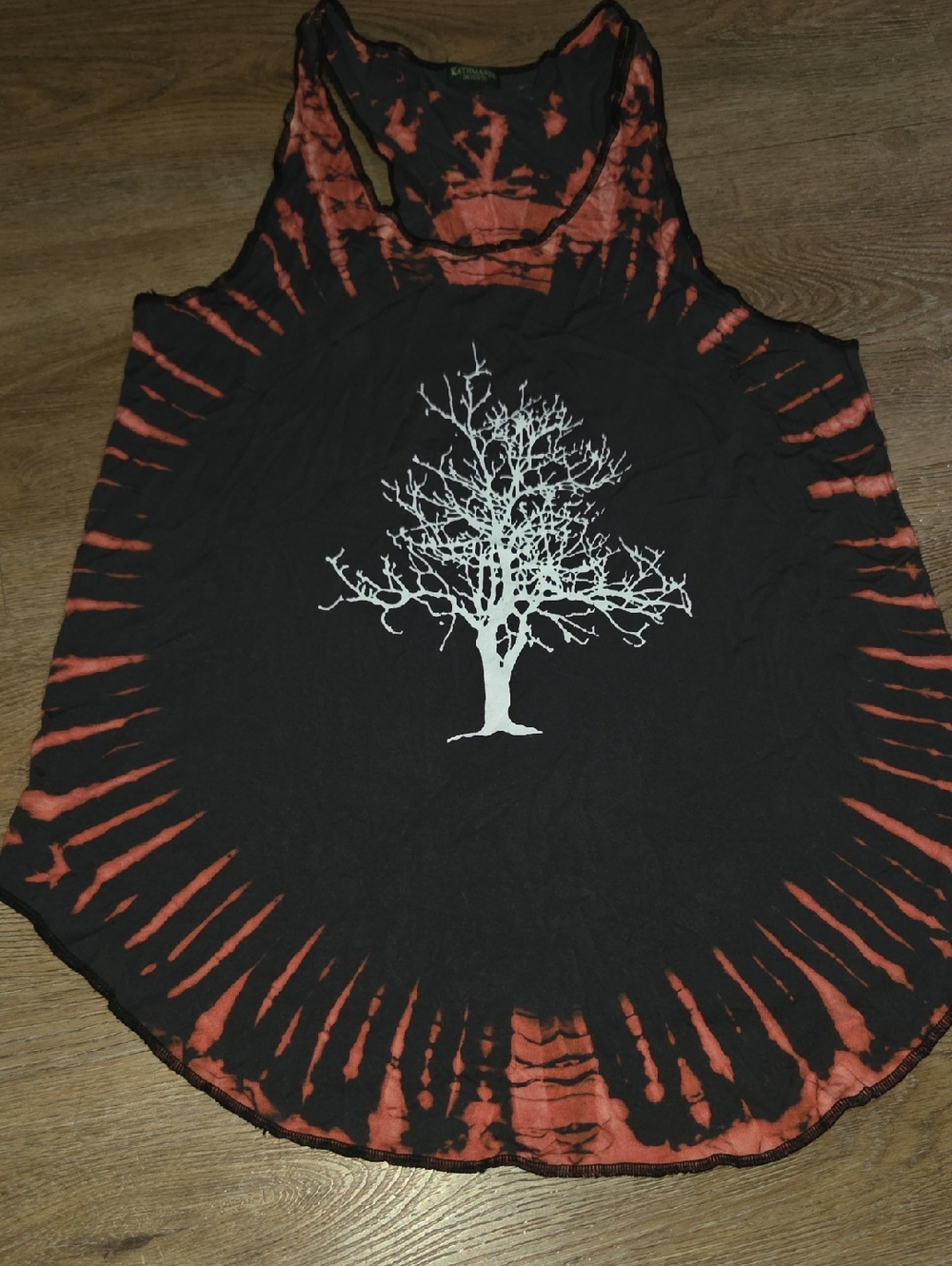 Tie-Dye Dark Gray & Rust Tree Graphic Tank Top